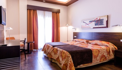 Habitación con 1 cama doble o 2 individuales