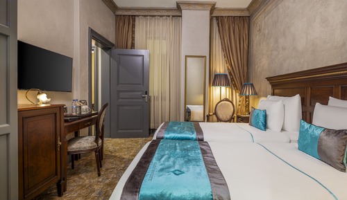 Deluxe Room With Additional Bed