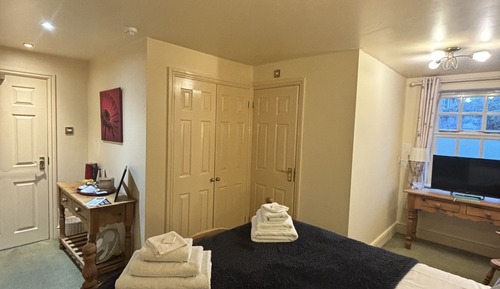 Habitación doble, baño privado