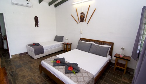 Habitación con 1 cama doble o 2 individuales