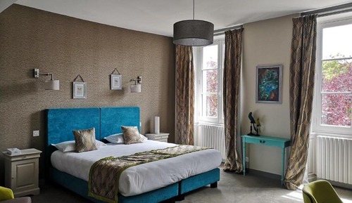 Suite (Soft Chic)