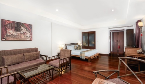 Siam Chalet Room