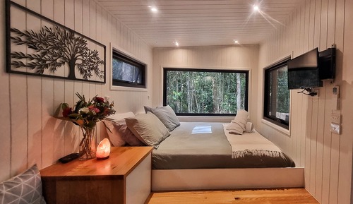 Cabaña Deluxe, 1 cama de matrimonio grande, vistas al jardín