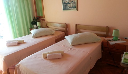 Habitación triple superior, balcón, vistas al mar