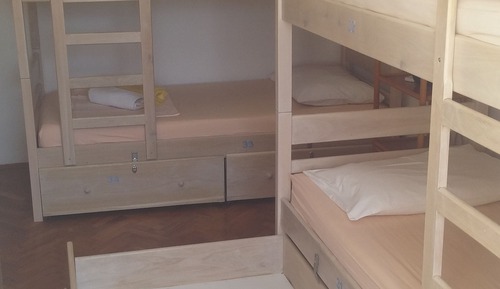 Dormitorio compartido Confort, dormitorio mixto