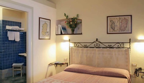 Habitación doble, vistas al jardín, en la zona del jardín