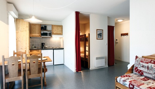 Estudio, balcón (4 personnes)