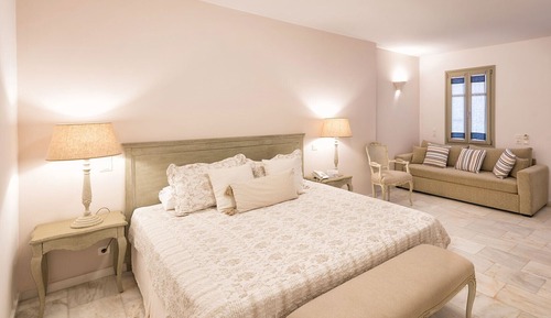 Suite estudio junior, vistas al jardín