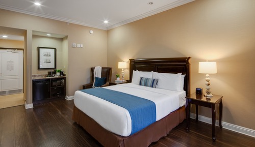 Suite estudio, 1 cama de matrimonio grande, accesible para personas con discapacidad