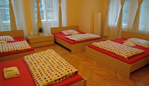 Apartamento, varias camas, vistas a la ciudad