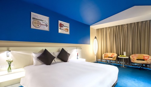 Premier Deluxe Room