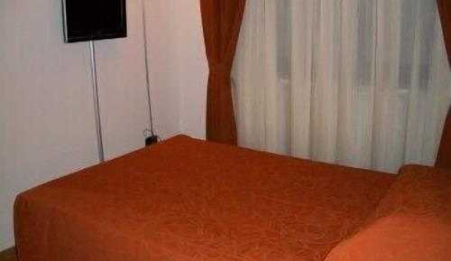Habitación económica con 1 cama doble o 2 individuales