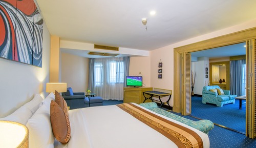 Executive Ocean View Suites