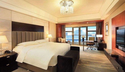 Habitación familiar, 1 cama de matrimonio grande, no fumadores, vistas al lago