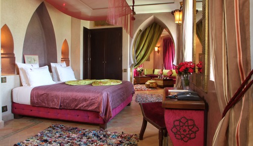 Habitación romántica doble, 1 cama doble, acceso a la piscina, en la zona del jardín