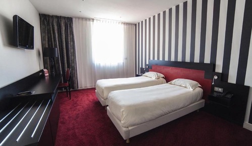 Habitación Confort con 2 camas individuales