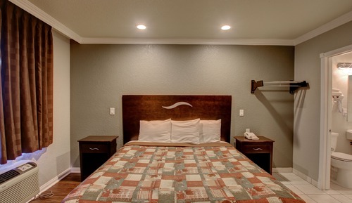 Habitación, 1 cama de matrimonio grande, bañera de hidromasaje