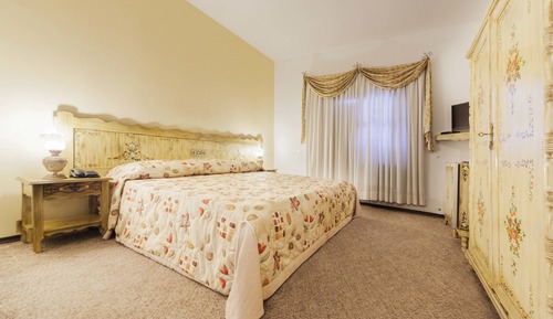 Habitación estándar doble, 1 cama de matrimonio grande