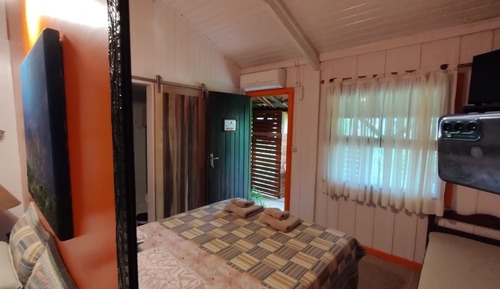 Habitación estándar con 1 cama doble o 2 individuales