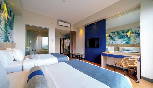 Habitación, vistas a la piscina (Solea Palm)
