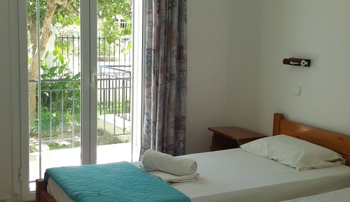 Habitación triple económica