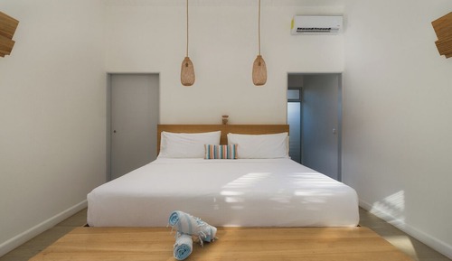 Habitación Premier, 1 cama de matrimonio grande, vistas a la piscina