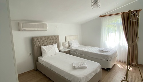 Apartamento exclusivo, 2 habitaciones, lanai, vistas al mar