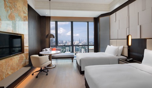 Habitación estándar, 2 camas individuales, Acceso al salón del club, vistas a la ciudad