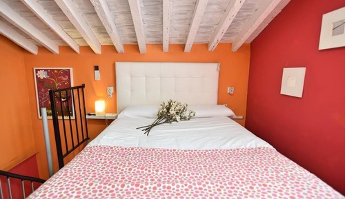 Apartamento Duplex con terraza pequeña