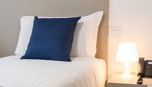 Habitación Confort con 1 cama doble o 2 individuales