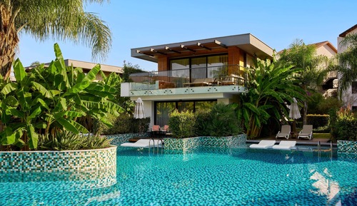 Lake House Suite, Pool Access