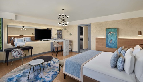 Lake House Suite, Jetted Tub