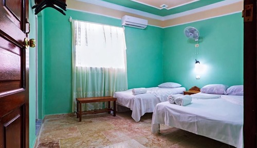 Habitación triple clásica