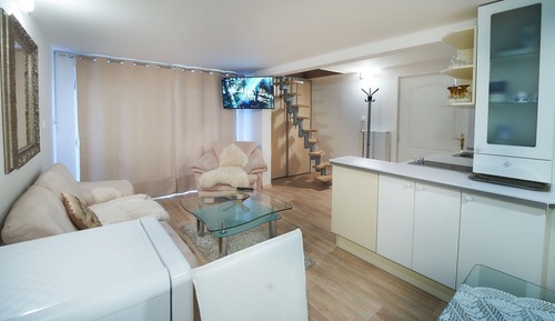 Deluxe Apartment (Nice s vlastni terasou)