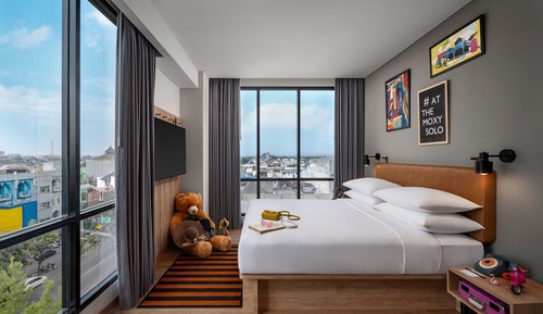 Habitación, 1 cama de matrimonio, no fumadores, vistas a la ciudad (Corner)