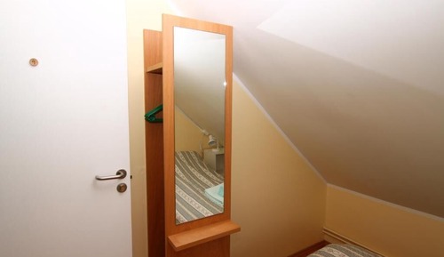 Habitación individual, baño compartido