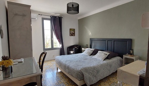 Habitación triple (La Treille)