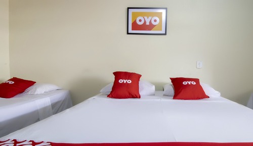 Habitación cuádruple (1 Double bed + 2 Single beds)