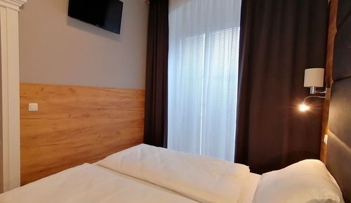 Apartamento exclusivo, balcón, vistas a la ciudad (Top 22)