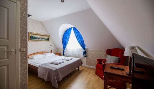 Habitación estándar con 1 cama doble o 2 individuales