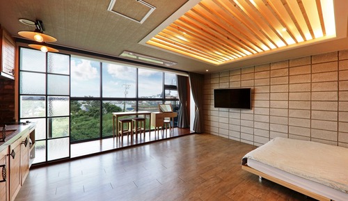 Habitación familiar (203)