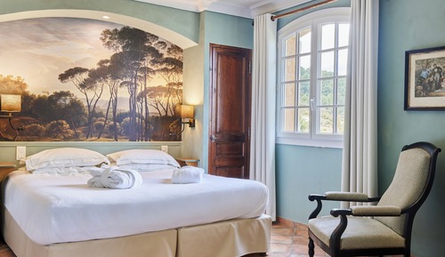 Suite junior, 1 cama de matrimonio grande, no fumadores (Twin bed on request;with Sofabed)