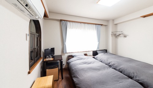 Habitación estándar con 2 camas individuales