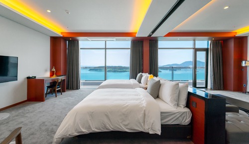Suite familiar, vistas al mar