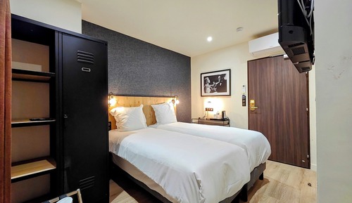 Habitación superior con 2 camas individuales