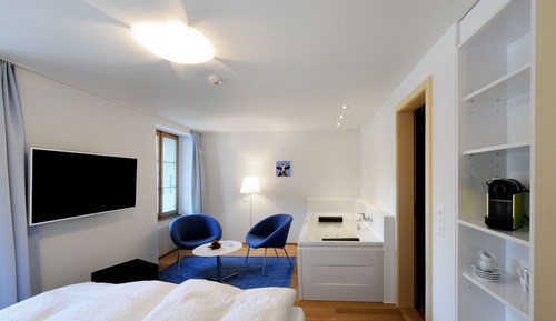 Estudio (Annex)