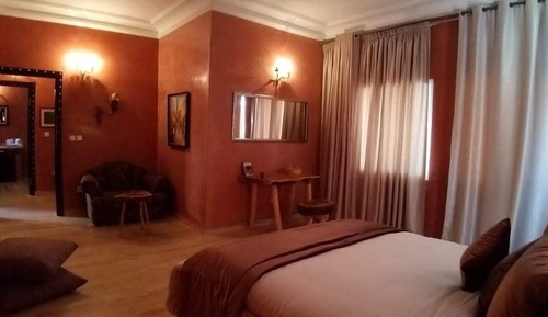 Suite, vistas al jardín (NTABET)