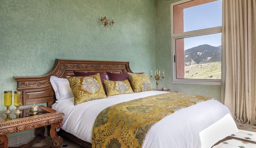 Habitación, vistas a la montaña (TAMOU)