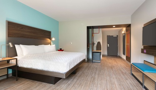 Habitación, 1 cama de matrimonio grande, accesible para personas con discapacidad (Roll-In Shower)