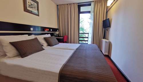 Standard Double Room, Lake Side